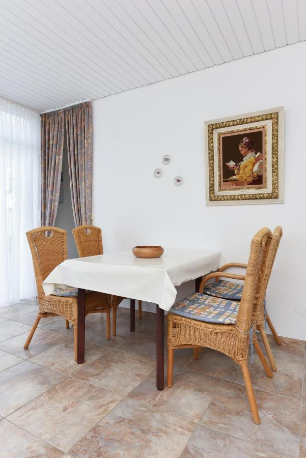 Ferienhaus Nordwind Бензерзил Екстериор снимка